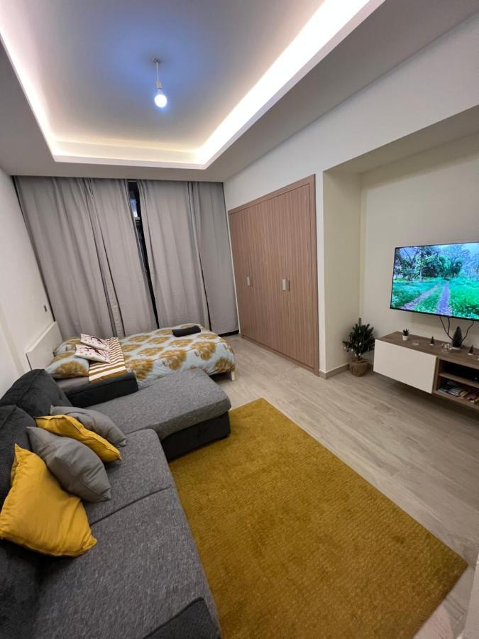 Modern Studio Center Of Дубай Екстериор снимка