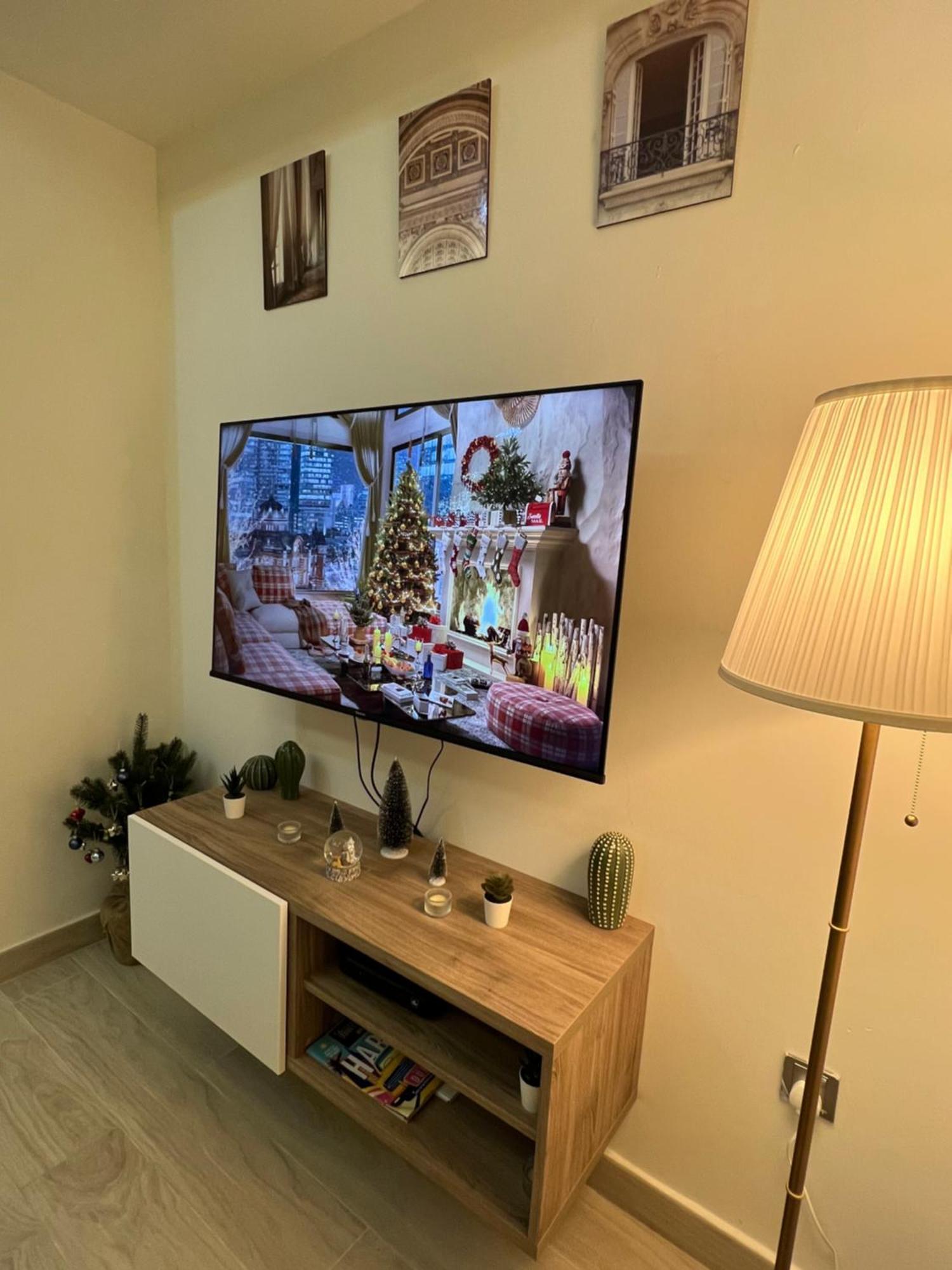 Modern Studio Center Of Дубай Екстериор снимка